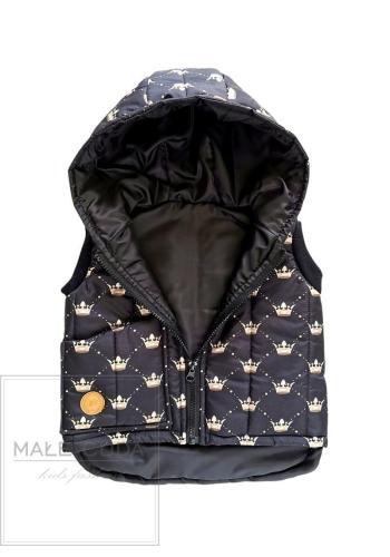 Dětská vesta s kapucí v černé barvy
