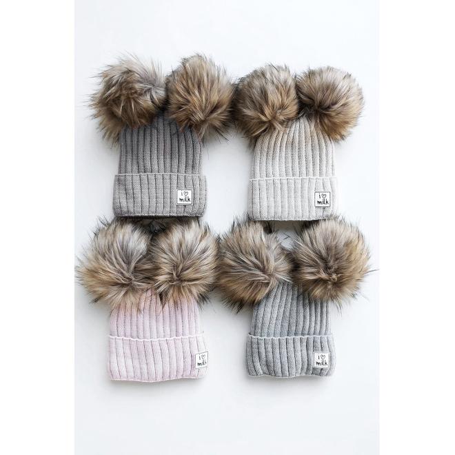 Béžová zimní čepice I LOVE MILK s bambulkami