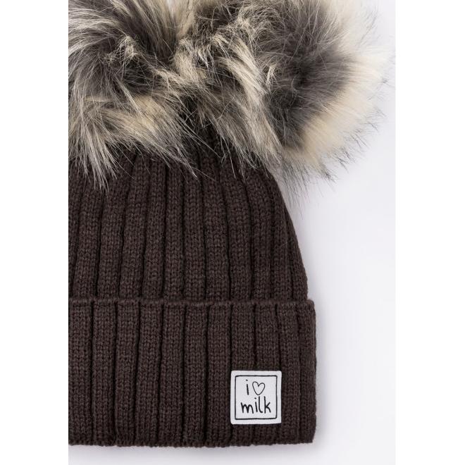 Zimní hnědá čepice I LOVE MILK s bambulkami